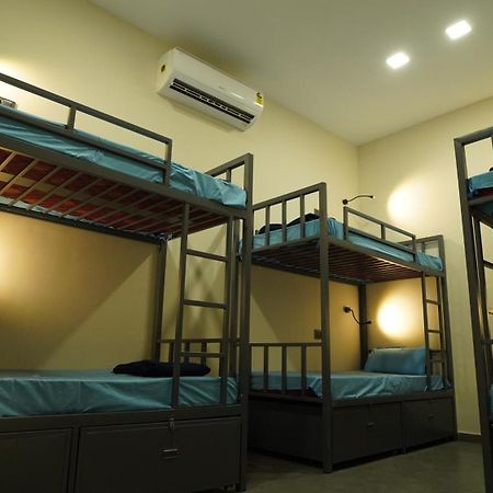 The Colaba Pod Hostel Mumbai Luaran gambar